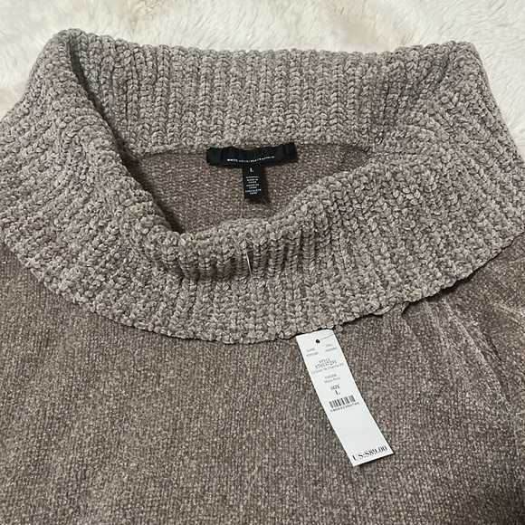 White House Black Market Women Cowl Neck L New - Picture 3 of 4